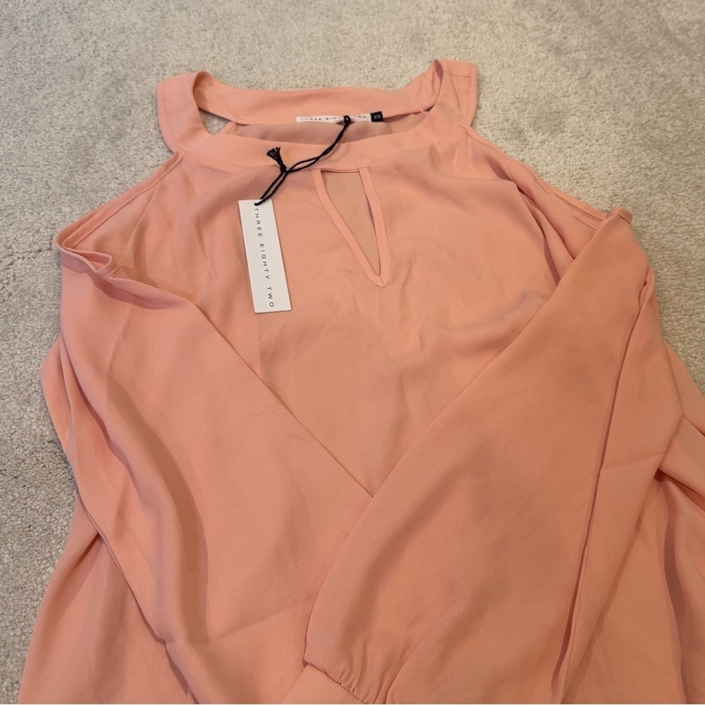 NWT Three Eighty Two Salmon Flowy Longsleeve Blouse Exposed Shoulders Size XS - Picture 4 of 6